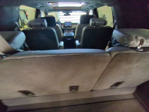 Used 2021 GMC Yukon XL SLT w/ SLT Luxury Plus Package image 35