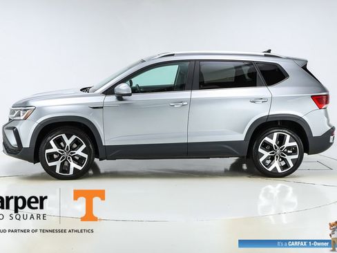 Used 2023 Volkswagen Taos SEL AWD/4WD image 40