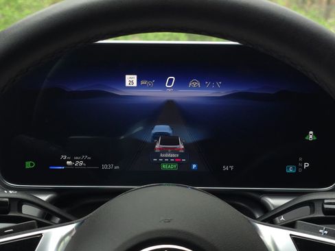 Used 2023 Mercedes-Benz EQE 350+ 4MATIC Sedan w/ Exclusive Trim Package image 37