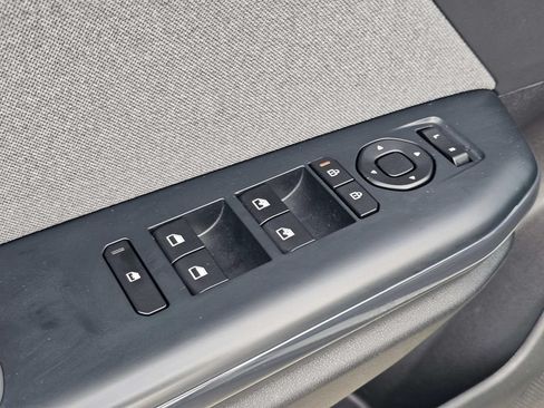 Used 2025 Kia K4 EX FWD image 19