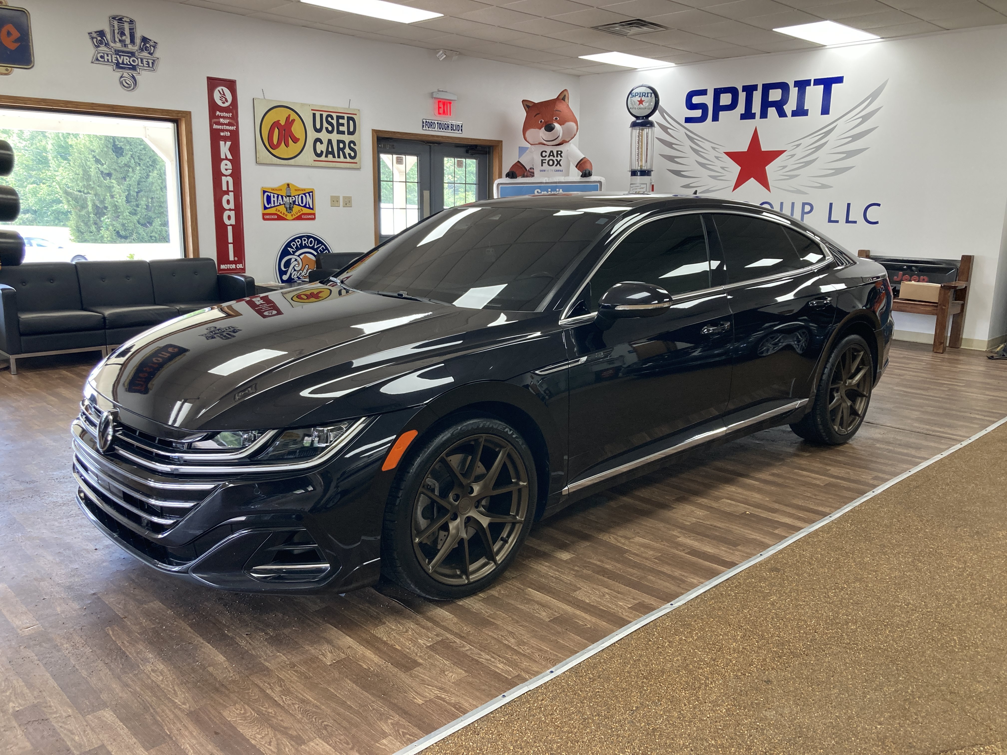 Used 2021 Volkswagen Arteon SEL FWD image 1