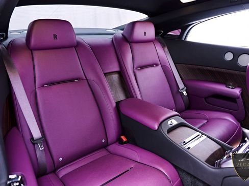 Used 2017 Rolls-Royce Wraith RWD image 51