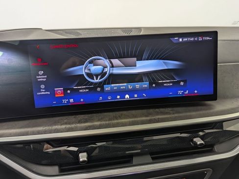 Used 2024 BMW X5 sDrive40i image 44