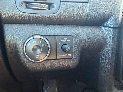 Used 2016 Buick Enclave Leather FWD image 16