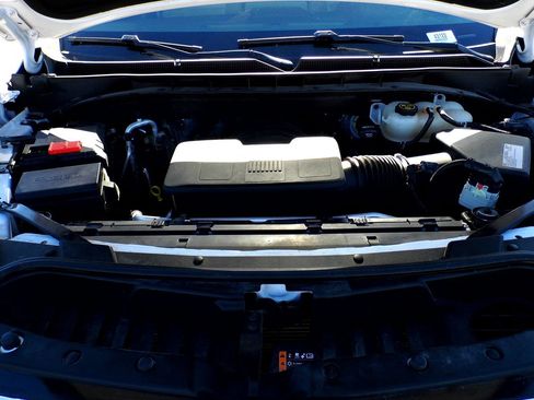 Used 2021 GMC Yukon SLT w/ SLT Premium Package image 39