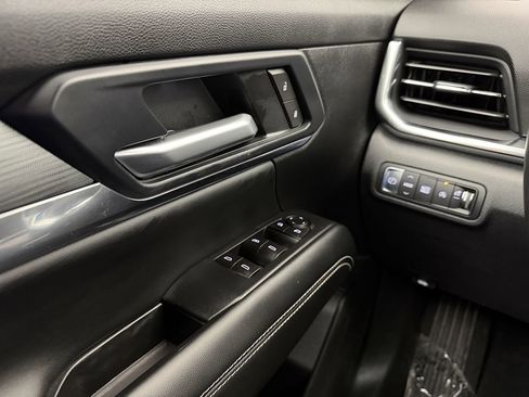 Used 2026 GMC Terrain Elevation image 13