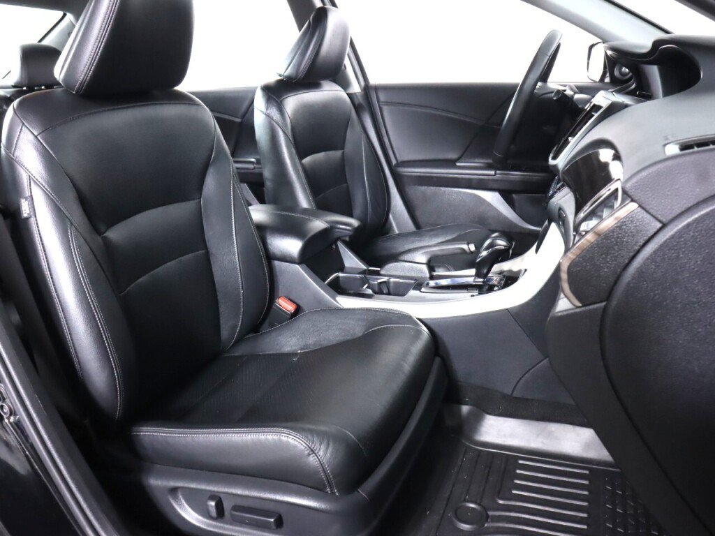Used 2016 Honda Accord EX-L image 38