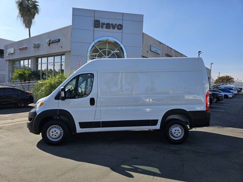 New 2026 RAM ProMaster 2500 image 4
