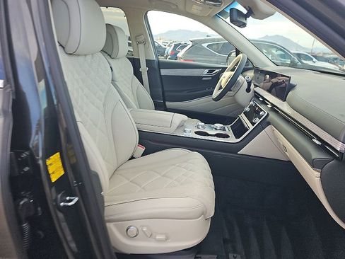 Used 2026 Genesis GV80 3.5T Prestige image 9