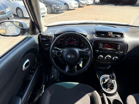 Used 2014 Kia Soul image 21