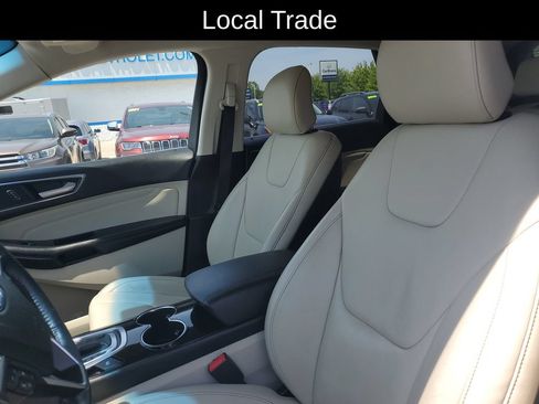 Used 2016 Ford Edge Titanium w/ Technology Package AWD/4WD image 6