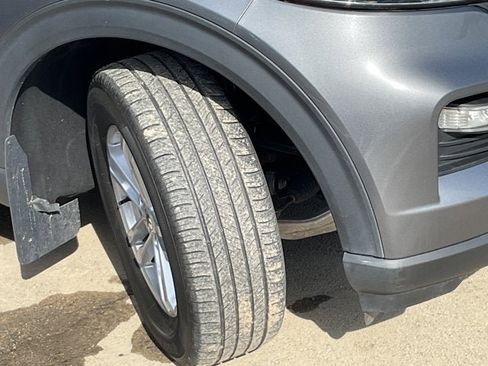 Certified 2022 Ford Explorer XLT w/ Equipment Group 202A image 42