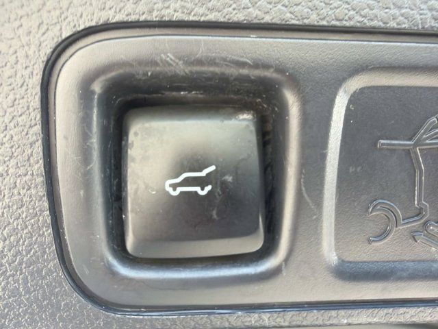 Used 2023 Ford Expedition Limited RWD image 21