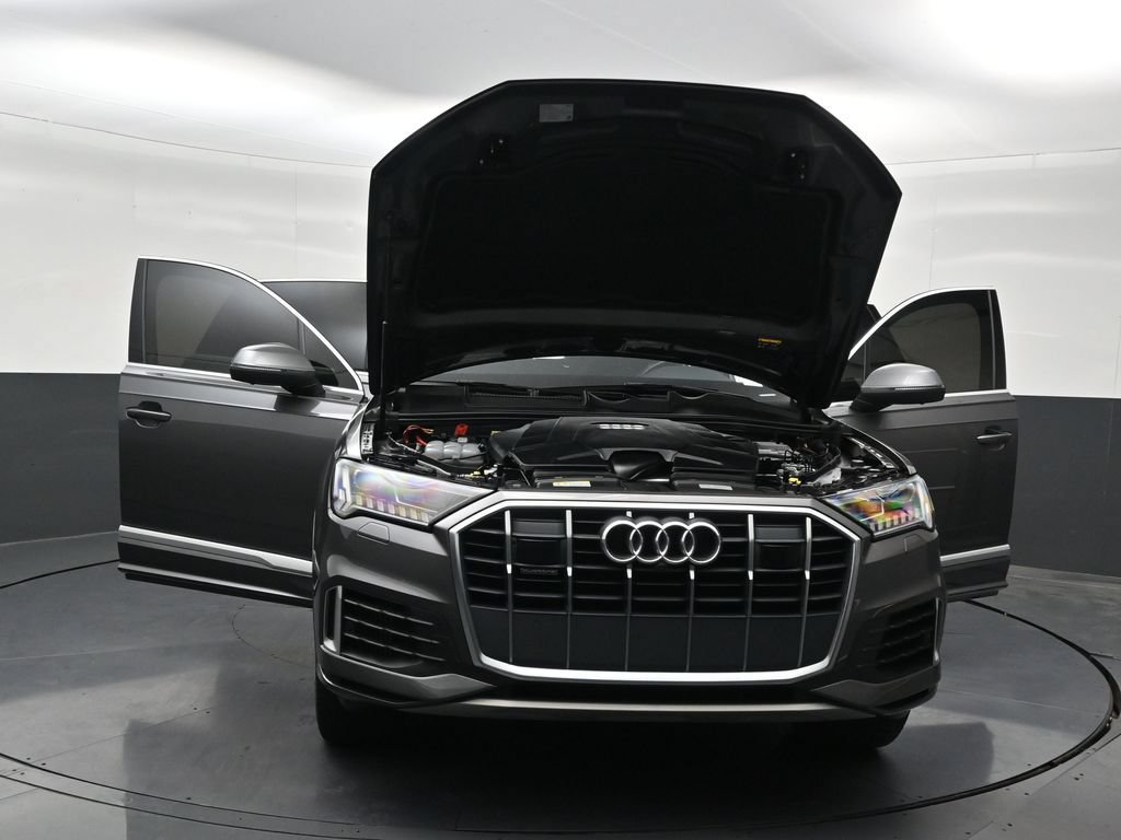 Used 2023 Audi Q7 3.0T Premium Plus w/ Premium Plus Package AWD/4WD image 37