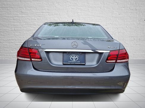 Used 2016 Mercedes-Benz E 350 4MATIC Sedan image 5