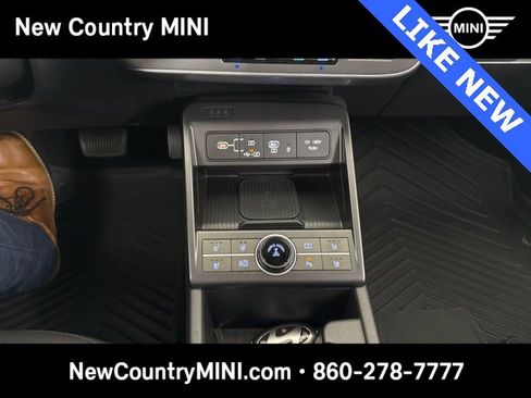 Used 2024 Hyundai Kona Limited image 34