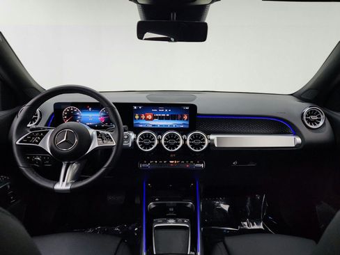 Certified 2026 Mercedes-Benz GLB 250 image 32