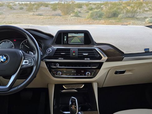 Used 2019 BMW X3 sDrive30i w/ Driving Assistance Package image 9