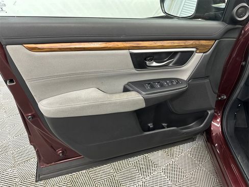 Used 2018 Honda CR-V EX image 11