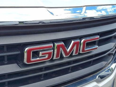 Certified 2024 GMC Terrain SLE w/ Driver Convenience Package AWD/4WD image 28