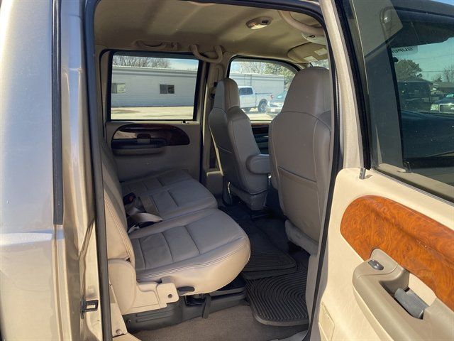 Used 2004 Ford F250 Lariat AWD/4WD image 6