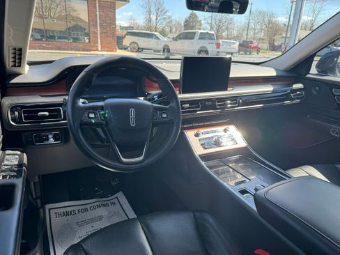 Used 2023 Lincoln Aviator Reserve w/ Jet Package image 12
