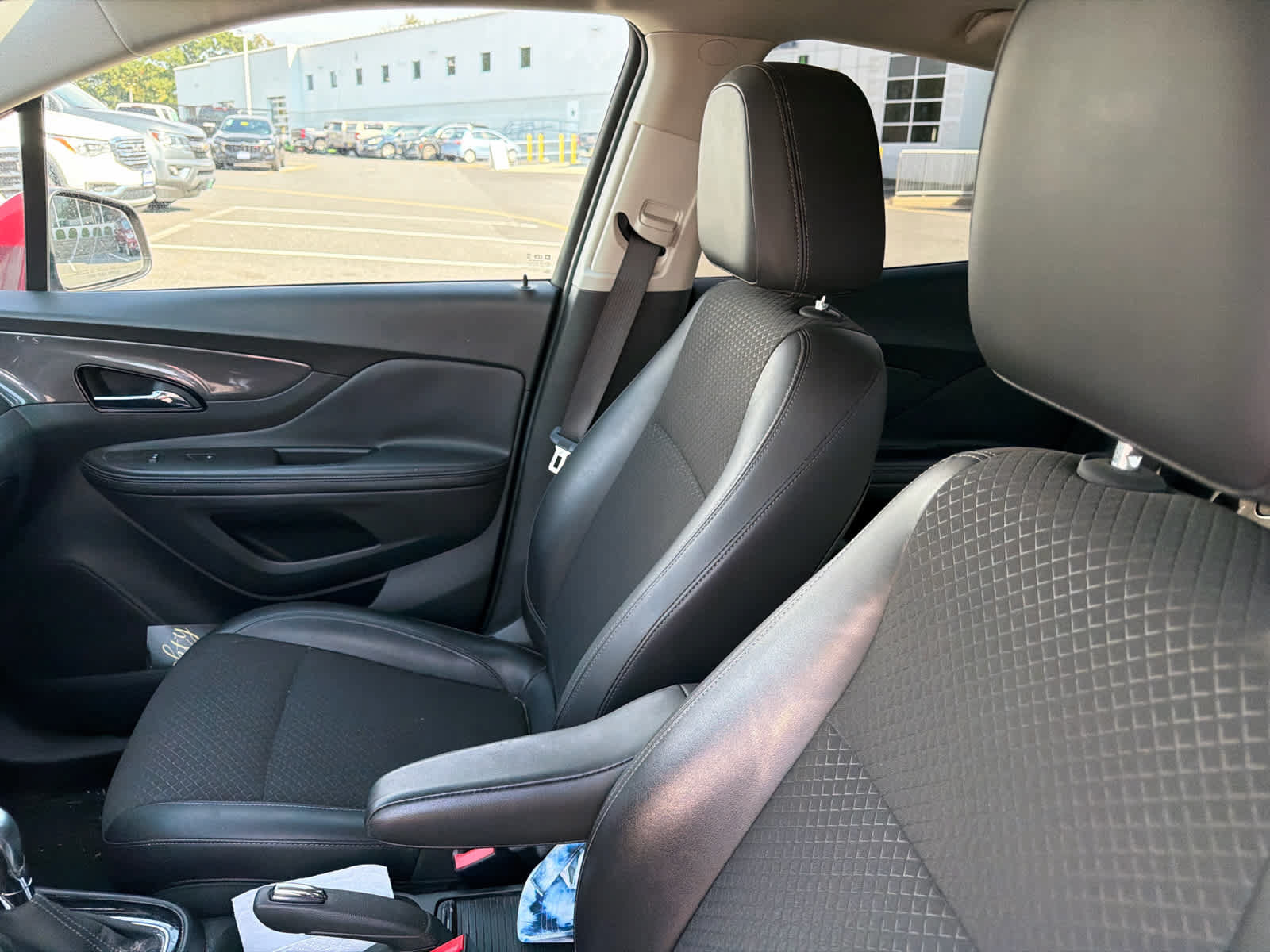 Certified 2018 Buick Encore Preferred AWD/4WD image 7