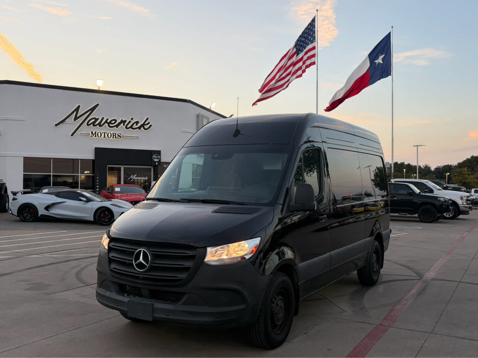 Used 2024 Mercedes-Benz Sprinter 2500 image 1