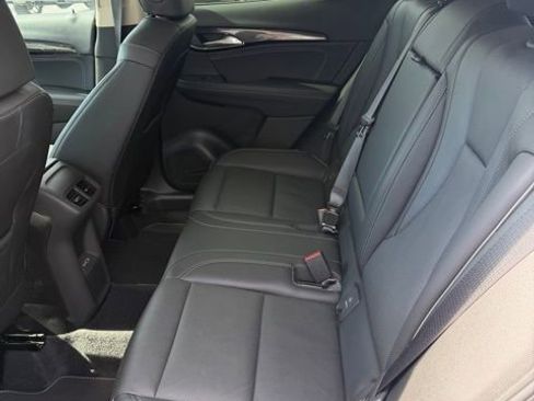 Used 2023 Buick Envision Essence image 15