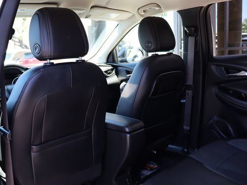 Used 2022 Buick Encore GX Preferred FWD image 31