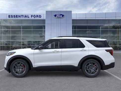 New 2026 Ford Explorer ST image 3