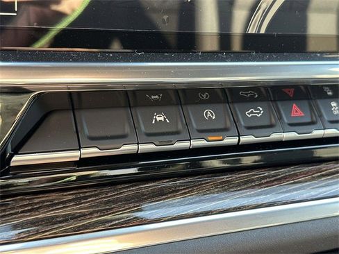 New 2026 GMC Sierra 1500 Elevation w/ LPO, Elevation Black Package image 18