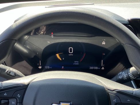 Used 2024 Chevrolet TrailBlazer LS w/ LS Convenience Package image 23