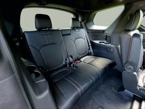 Used 2023 Honda Pilot TrailSport image 20