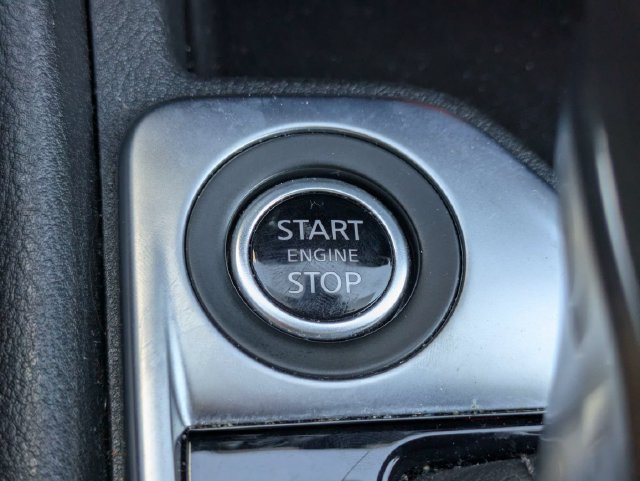 Used 2025 Nissan Sentra SV w/ All-Weather Package FWD image 29