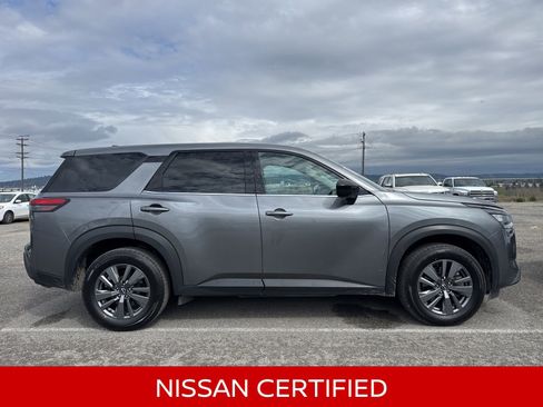 Certified 2024 Nissan Pathfinder S image 8