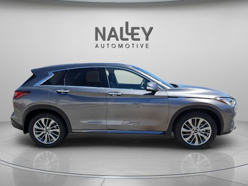 Certified 2025 INFINITI QX50 Luxe image 7
