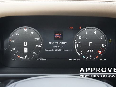 Used 2025 Land Rover Defender 110 V8 AWD/4WD image 11