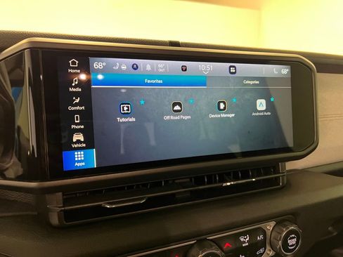 Used 2024 Jeep Gladiator Sport image 22