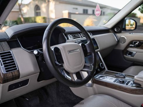 Used 2019 Land Rover Range Rover Supercharged AWD/4WD image 29
