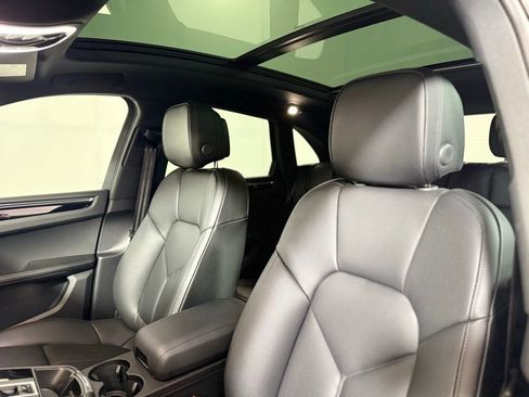Used 2026 Porsche Macan S image 18