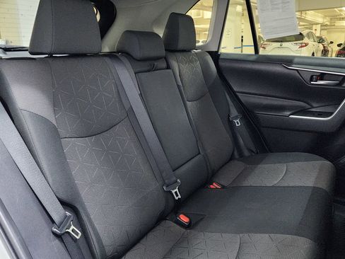 Used 2019 Toyota RAV4 XLE w/ All Weather Liner Package AWD/4WD image 20