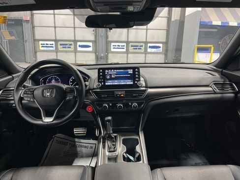 Used 2020 Honda Accord Sport image 28