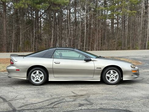 Used 1999 Chevrolet Camaro Z28 w/ Preferred Equipment Group 2 image 3