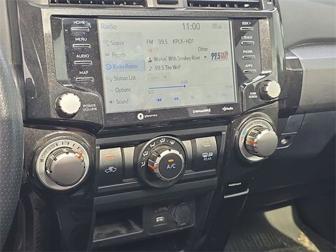 Used 2021 Toyota 4Runner Venture image 16