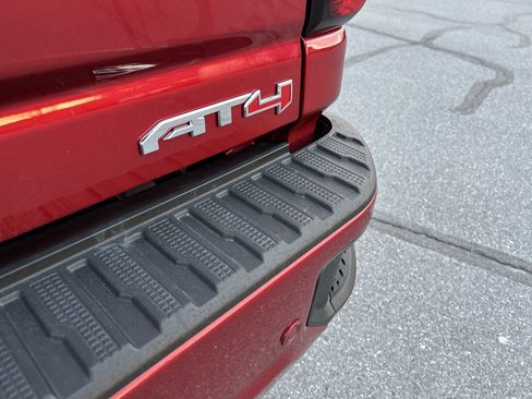 Used 2022 GMC Sierra 3500 AT4 w/ AT4 Preferred Package image 12