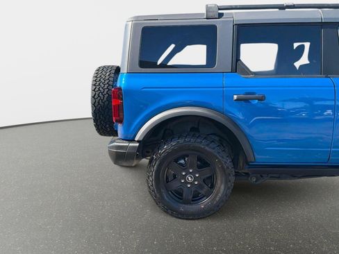 Used 2024 Ford Bronco Black Diamond AWD/4WD image 17