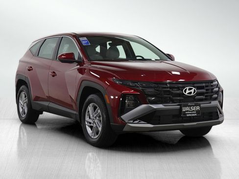 Certified 2025 Hyundai Tucson SE image 7