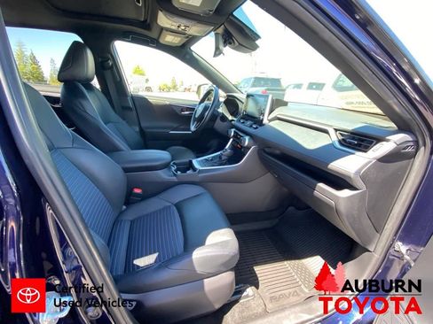 Certified 2021 Toyota RAV4 XSE w/ XSE Grade Weather Package AWD/4WD image 20