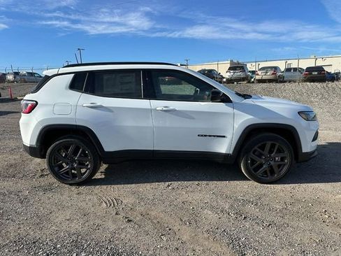 New 2026 Jeep Compass Latitude AWD/4WD image 2